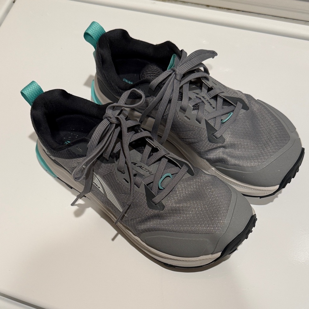 Altra Lone Peak 9 Trail Running Shoes Women’s 8.5